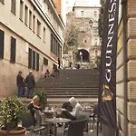Πανσιόν Duca Di Cavour 4*