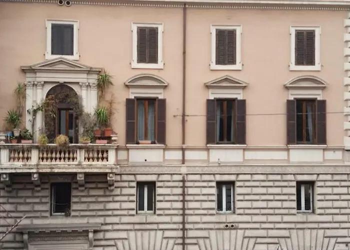 Duca Di Cavour Πανσιόν 4*